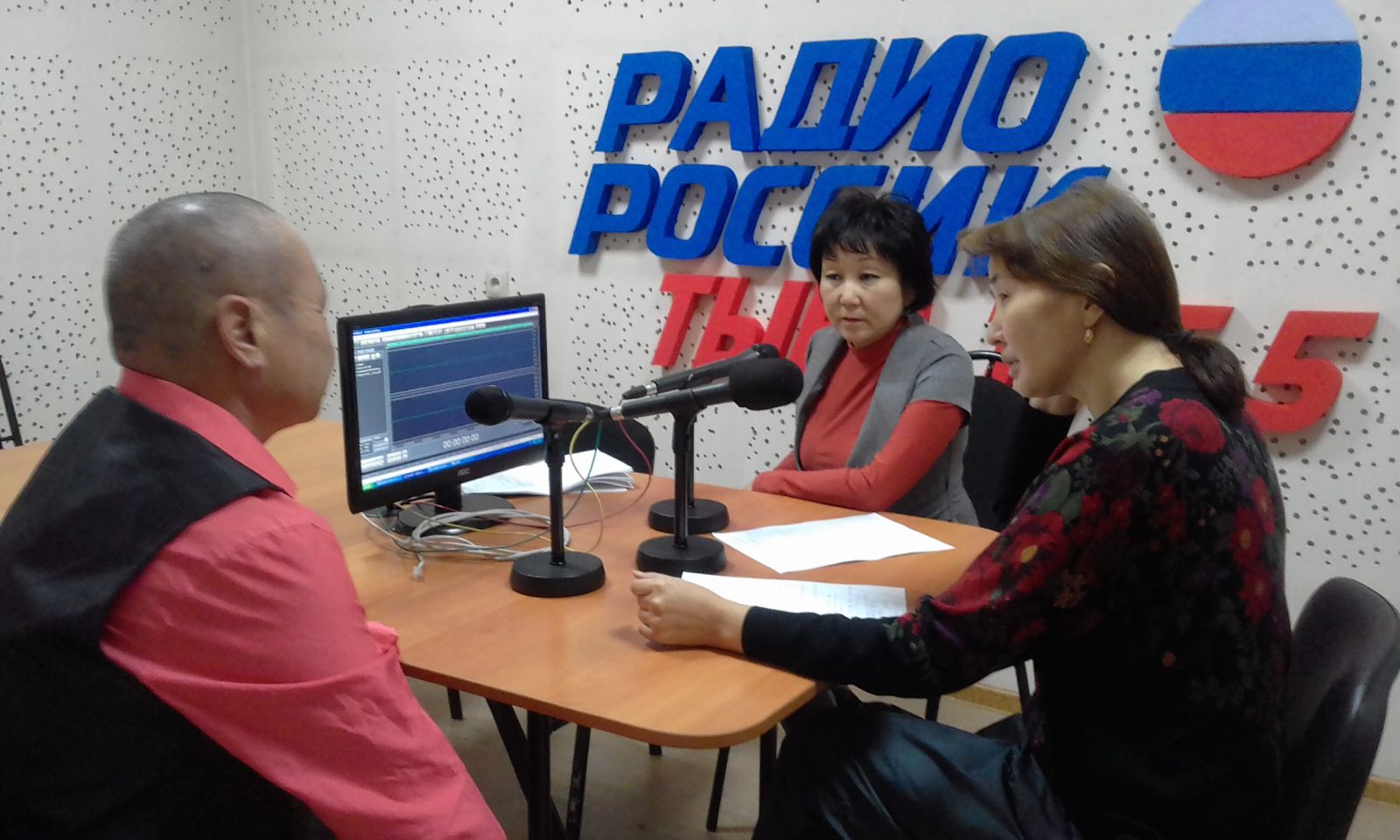 тыва оол кадак. день республики тыва 2023. гтрк тыва прямой эфир. заставка программы вести эволюция. гтрк тыва прямой эфир.